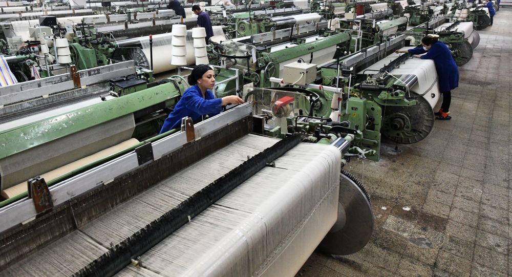 هل ترفع الحكومة السورية الرواتب؟ هذا ما قاله وزير المالية..!