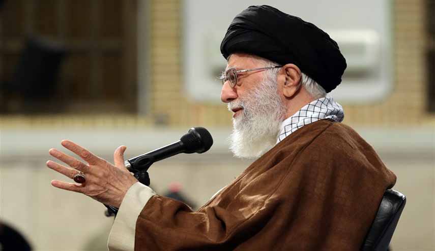 الامام الخامنئي: المسار الذي قطعته الثورة الاسلامية مسار يبعث على الأمل 