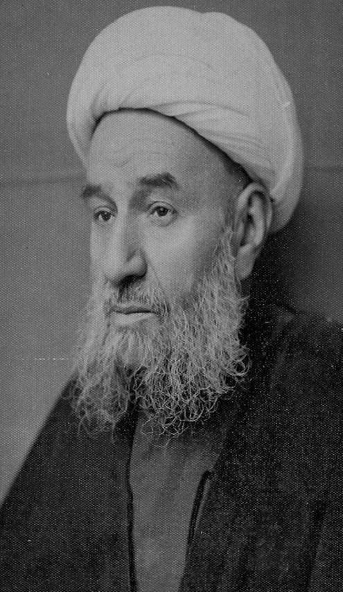 وكأنّهم يعيشون في عالم آخر