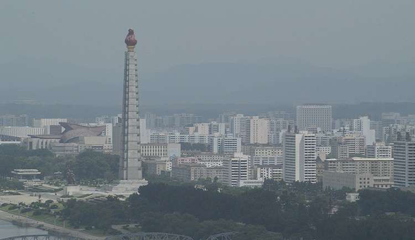 بالصور.. بيونغ يانغ تعرض خدماتها على الجزائر لإطلاق قمر صناعي