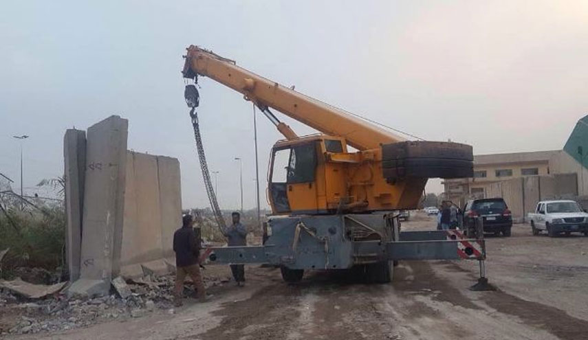 افتتاح شارع في بغداد مغلق منذ 11 عاماً!