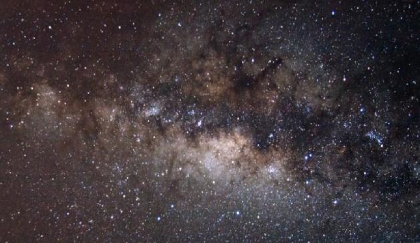 ظاهرة كونية فريدة.. درب التبانة "تبتلع" سحابة ماجلان الصغرى!