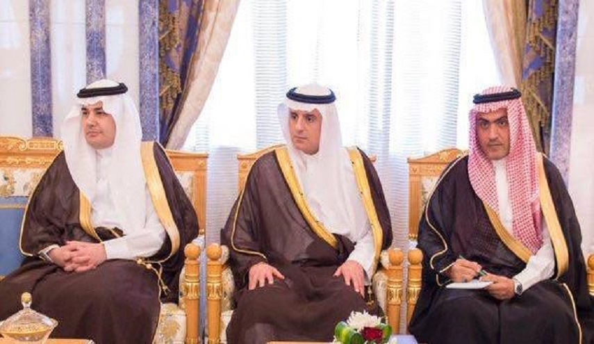 ثامر السبهان يضع رأسه على الارض ويسكت..!!