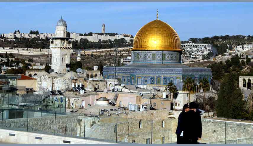 ترامب يؤجل الإعلان عن قراره حول نقل السفارة الأمريكية إلى القدس