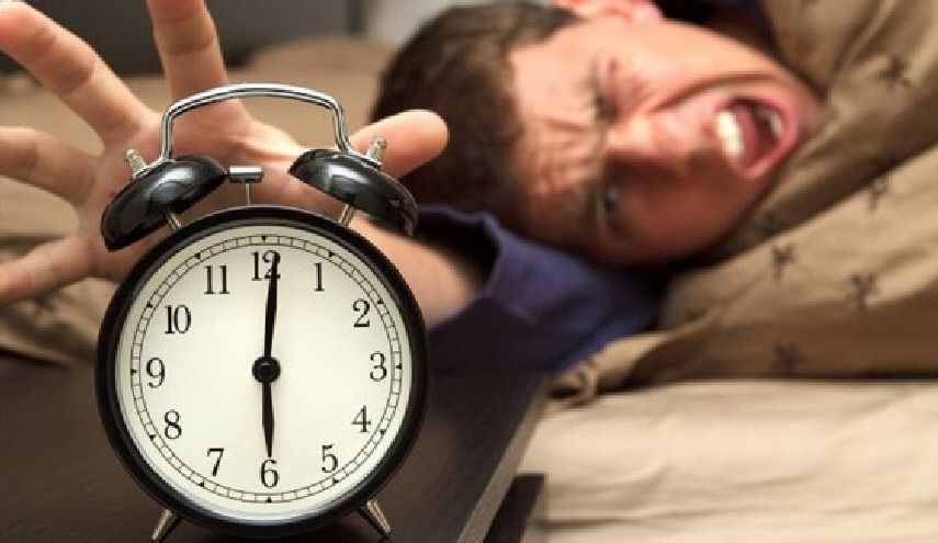 هل تجد صعوبة في الاستيقاظ على نغمات المنبه؟... اليك التفاصيل