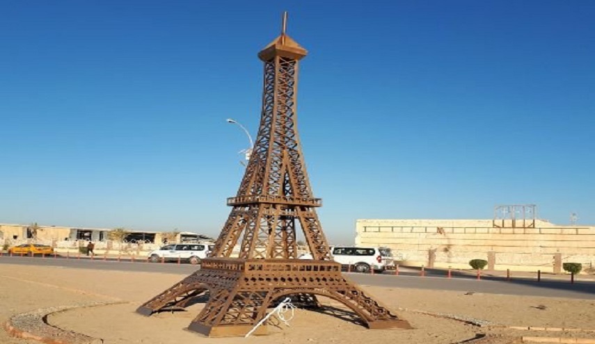 بالصورة.. برج إيفل وسط الرمادي!