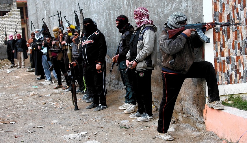 امريكا تنشئ من الارهابيين الهاربين جيشا جديدا !