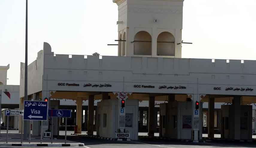 السعودية تكمل حصار قطر بريا باغلاق المعبر البري الوحيد