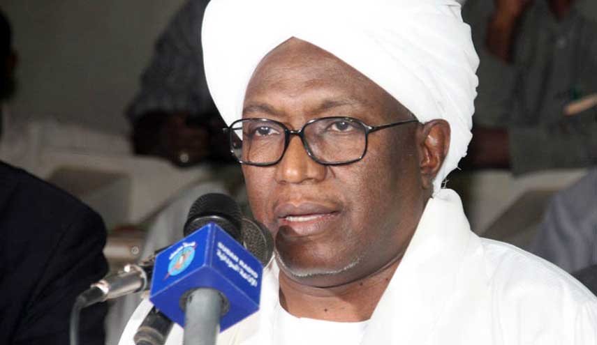 نائب الرئيس السوداني يؤكد التزام الحكومة بتنفيذ مخرجات الحوار الوطني