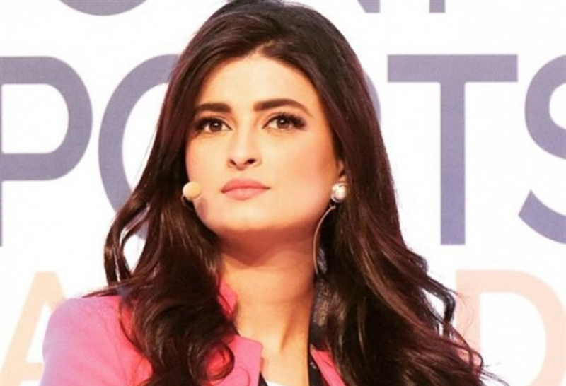 بالصور .. عودة علا الفارس لـ mbc تثير جنون الذباب الإلكتروني السعودي بتويتر