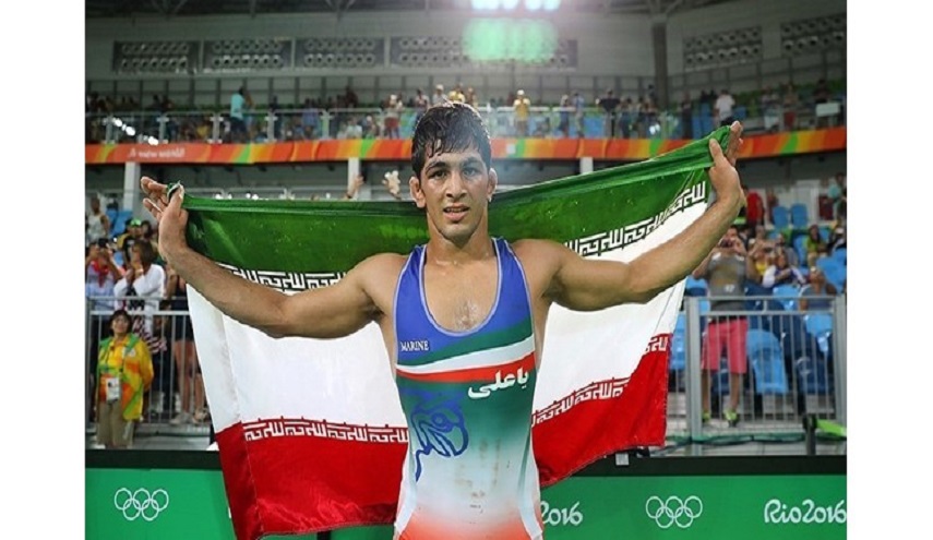 الايراني يزداني افضل مصارع بالعالم لعام 2017