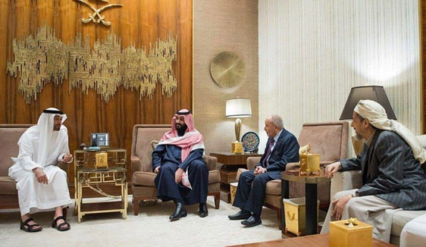  ما يحدث في صنعاء يرعبهم... هذا ما طلبه ابن سلمان وابن زايد من قادة الإصلاح اليمني!