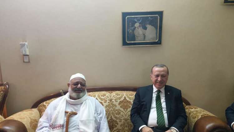 بالصور: من هو السوداني الذي زاره أردوغان في منزله بالخرطوم؟