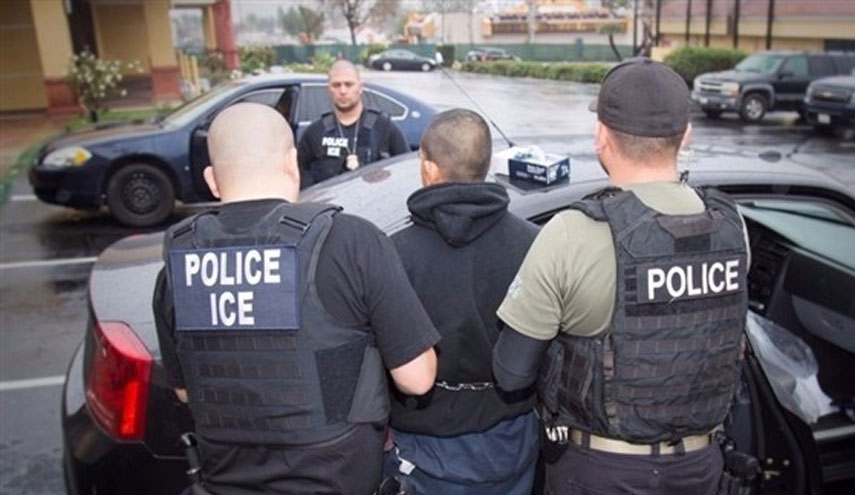 اعتقال شخص في كاليفورنيا لن تصدقوا ماذا فعل؟!..