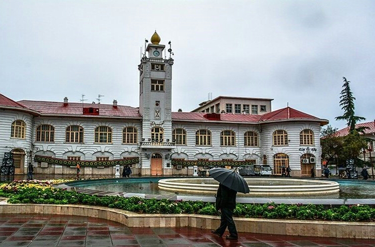 مدينة "رشت" تستقطب 17 مليون سائحاً في العام