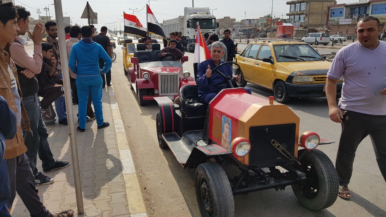 بالصور.. سيارات كلاسيكية بإبداع عراقي