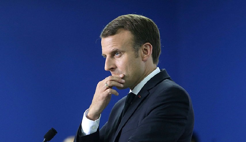 ماكرون يعلن موقفه من الانتخابات في العراق وأسلحة الحشد الشعبي