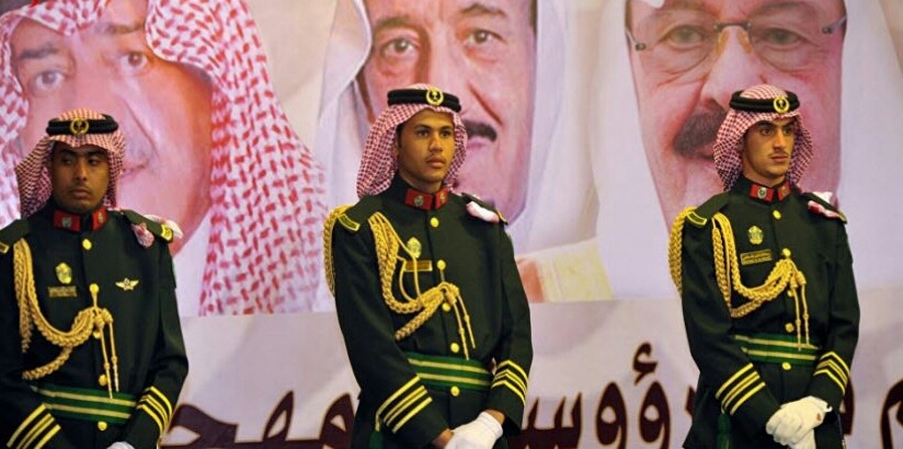 من هي "كتيبة السيف الأجرب" المسؤولة عن اعتقال الأمراء السعوديين؟