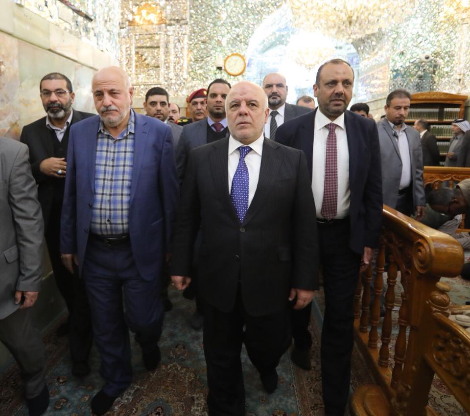 بالصور.. العبادي من النجف: محاولات إثارة الجيش ضد الحشد الشعبي فشلت