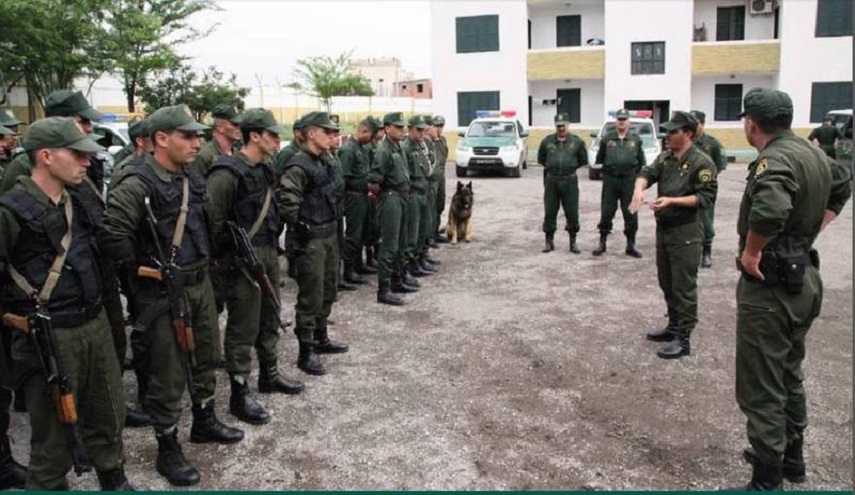 الجزائر توافق على تدريب فريق من الشرطة التونسية