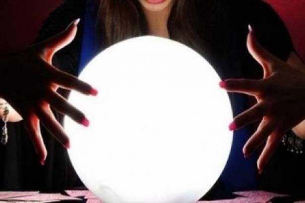 بالتواريخ والأحداث: نبوءات غريبة ومخيفة لأشهر عرّافة