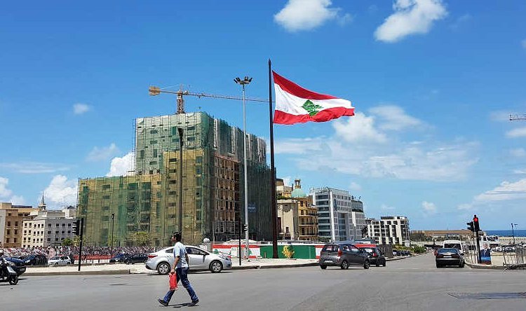 ليلى عبد اللطيف تفجر اول مفاجأة لها في العام الجديد