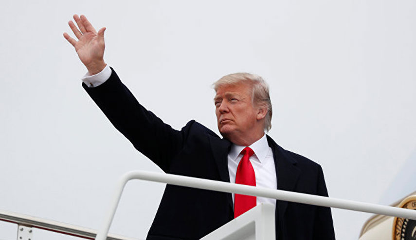 ينفق ملايين الدولارات لعزل ترامب.. من هو؟