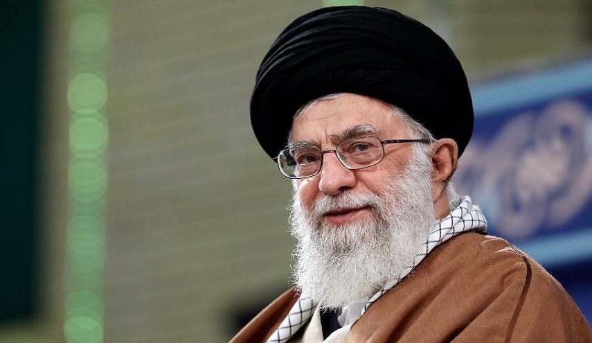 الوجه الآخر للسيد القائد.. شاعرا وأديبا