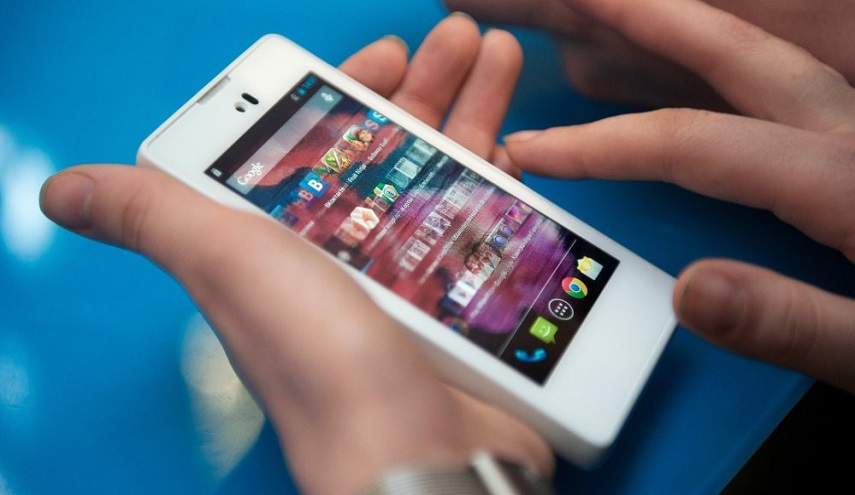 مهم للغاية..7 تطبيقات خطيرة على هاتفك يجب التخلص منها فوراً!