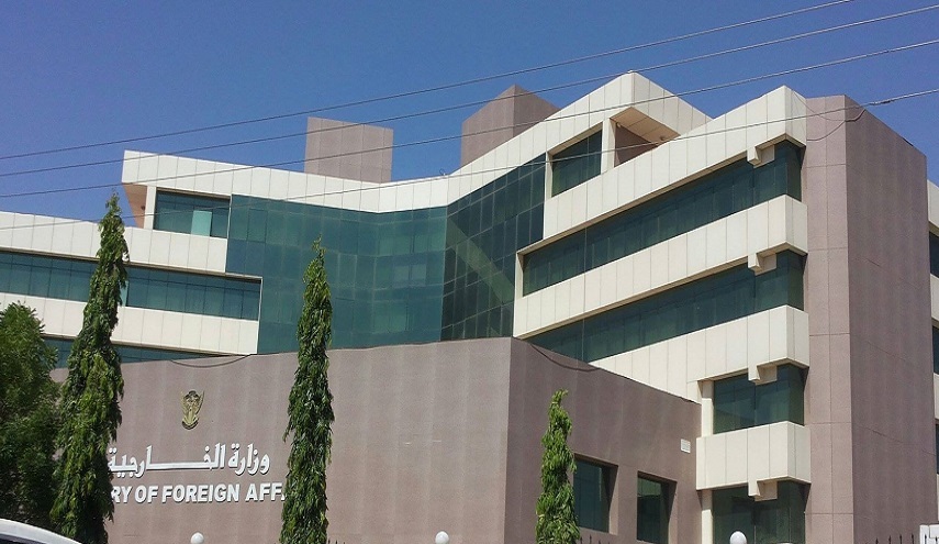 الخارجية السودانية تنفي تصريحات منسوبة لسفيرها في القاهرة