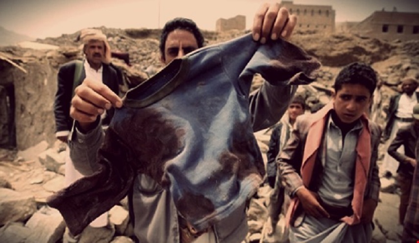 اليمن حائط متعب متكىء على أرض متعبة