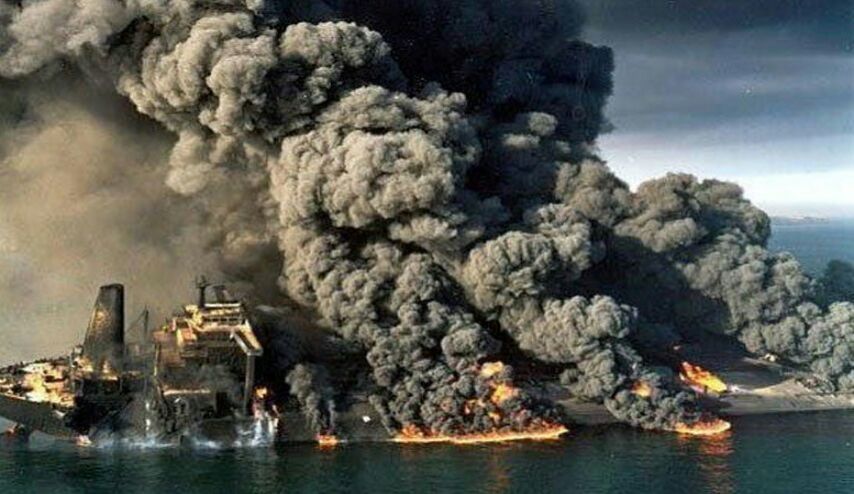 ختم الصندوق الاسود لناقلة النفط سانجي بالصين بحضور مندوب ايران