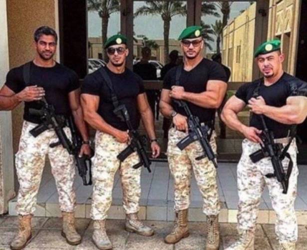 من أين جاء حراس "الريتز" في السعودية؟.. تفاصيل مثيرة عن كتيبة "السيف الأجرب"
