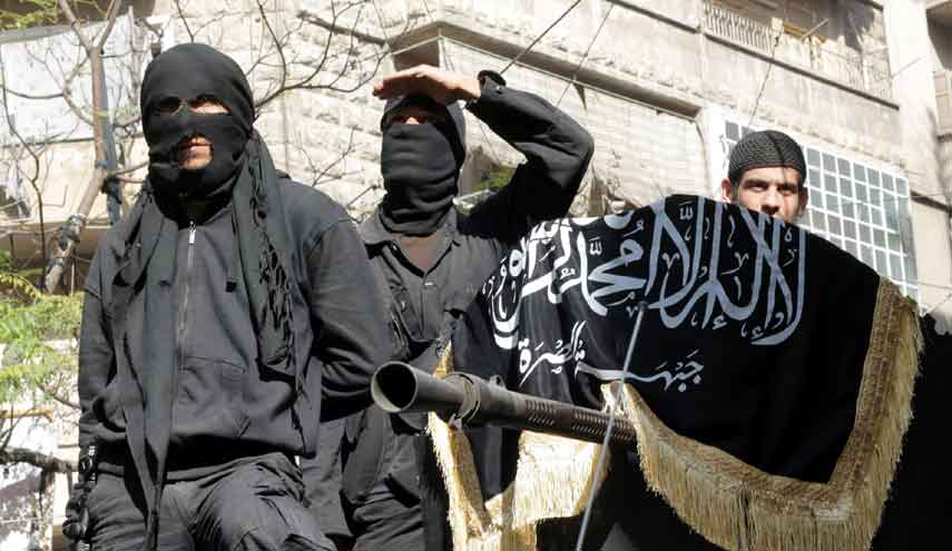 علوش يتهم «النصرة» ببيع إدلب! 