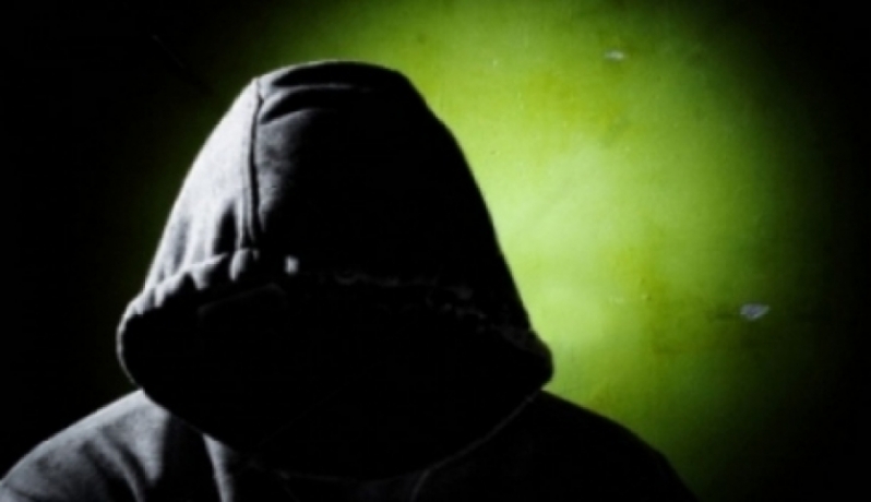 هذا ما عملته عائلة فلسطينية بحق ابنها بعد تخابره مع "اسرائيل"