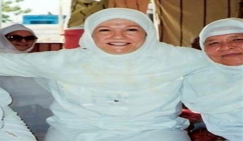 ”شادية” تروي كواليس اعتزالها وارتدائها الحجاب