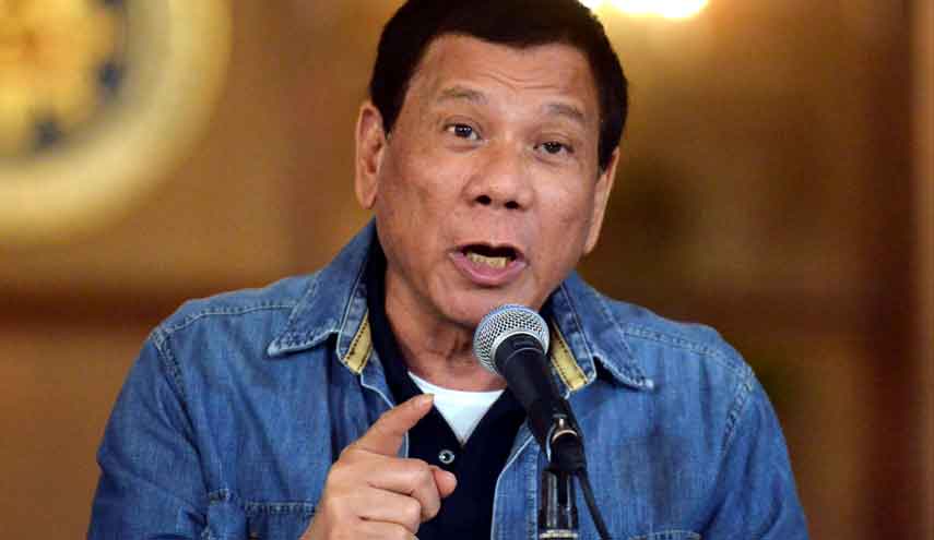 إثر انتحار 7 خادمات فلبينيات.. الفلبين تستدعي السفير الكويتي!