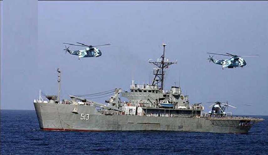 القوات الجوية الإيرانية توجه تحذيرا لقطعتين بحريتين أمريكيتين