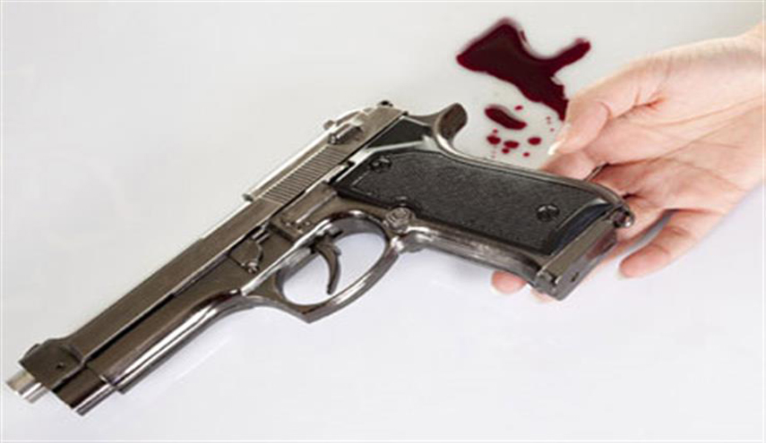 إيطالي يقتل زوجته ويطلق النار على المارة ثم ينتحر