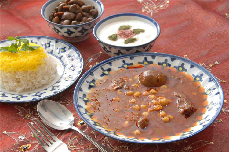رهنمودهاي اسلام درباره خوردن غذا