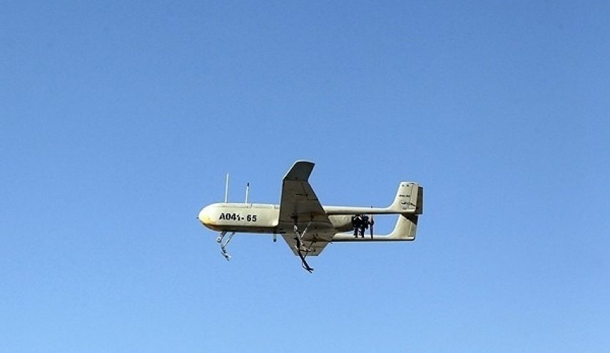 إيران تفتتح خط انتاج لطائرات مسيرة مزودة بقنابل ذكية (صور)