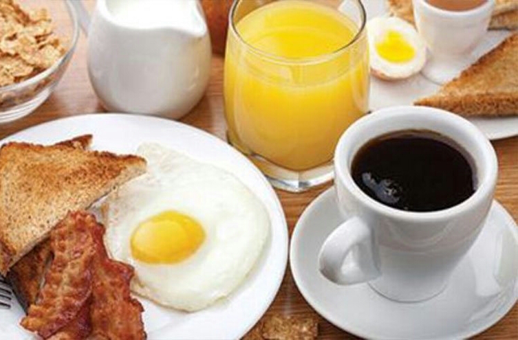 5 عادات صباحية تساعد في تخفيف الوزن