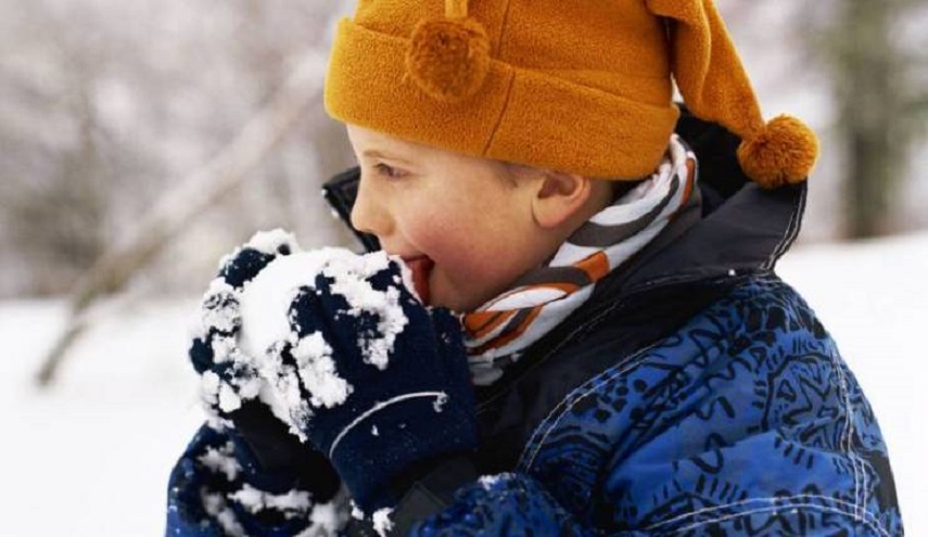 دراسة فريدة توضح مدى سلامة أكل الثلج