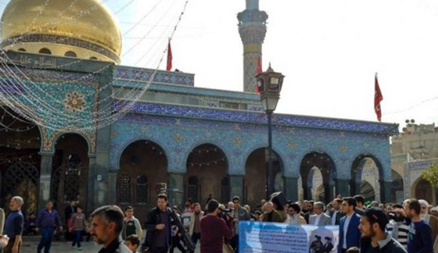 بالصور.. احتفالية في حرم السيدة زينب (ع) بدمشق في ذكرى انتصار الثورة الإسلامية