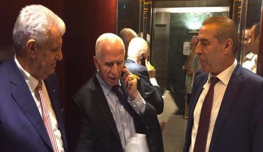 عزام الأحمد يُطرد من خيمة عزاء الشهيد جرار