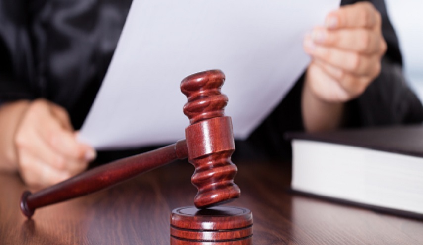 قاضية مسيحية لبنانية  تحكم على 3 شبان مسلمين...اليكم التفاصيل؟!!
