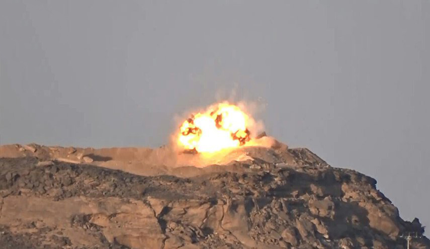 قصف صاروخي على تجمعات مرتزقة العدوان السعودي بالجوف