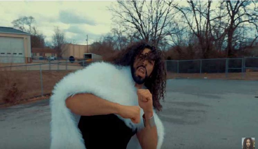 “بلحة” أغنية تسخر من السيسي وبلاغ ضد مغنيها للنائب العام 