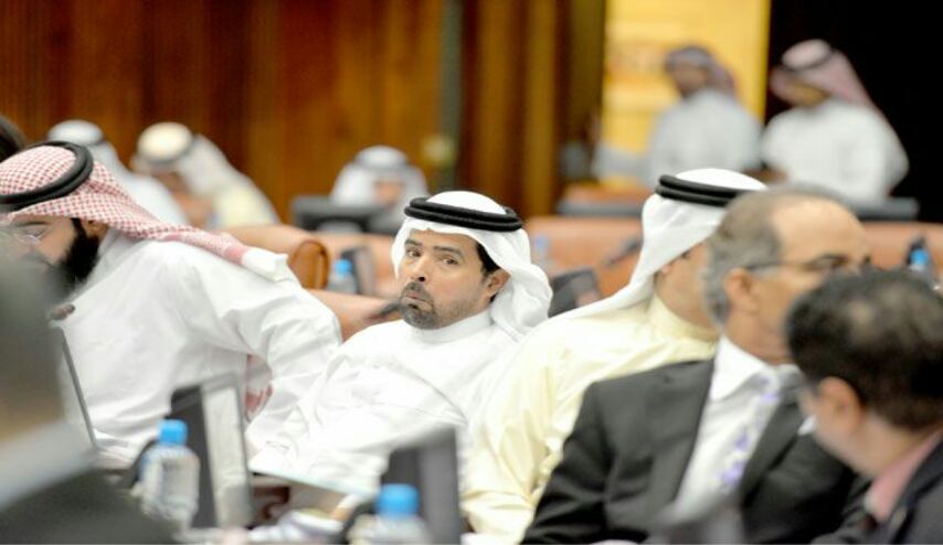 نائب بحريني: سياحتنا الداخلية مجرد "دعارة" للسعوديين!