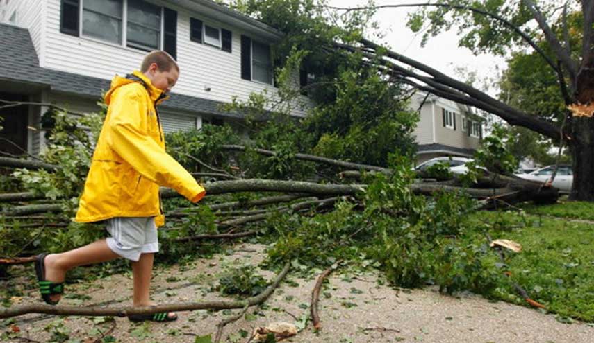 إعصار مداري ورياح قوية تضرب شمال أستراليا